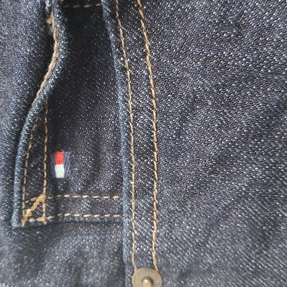 TOMMY Hillfiger Women's Spirit Crop Flare Jeans Size 8 - Picture 4 of 6